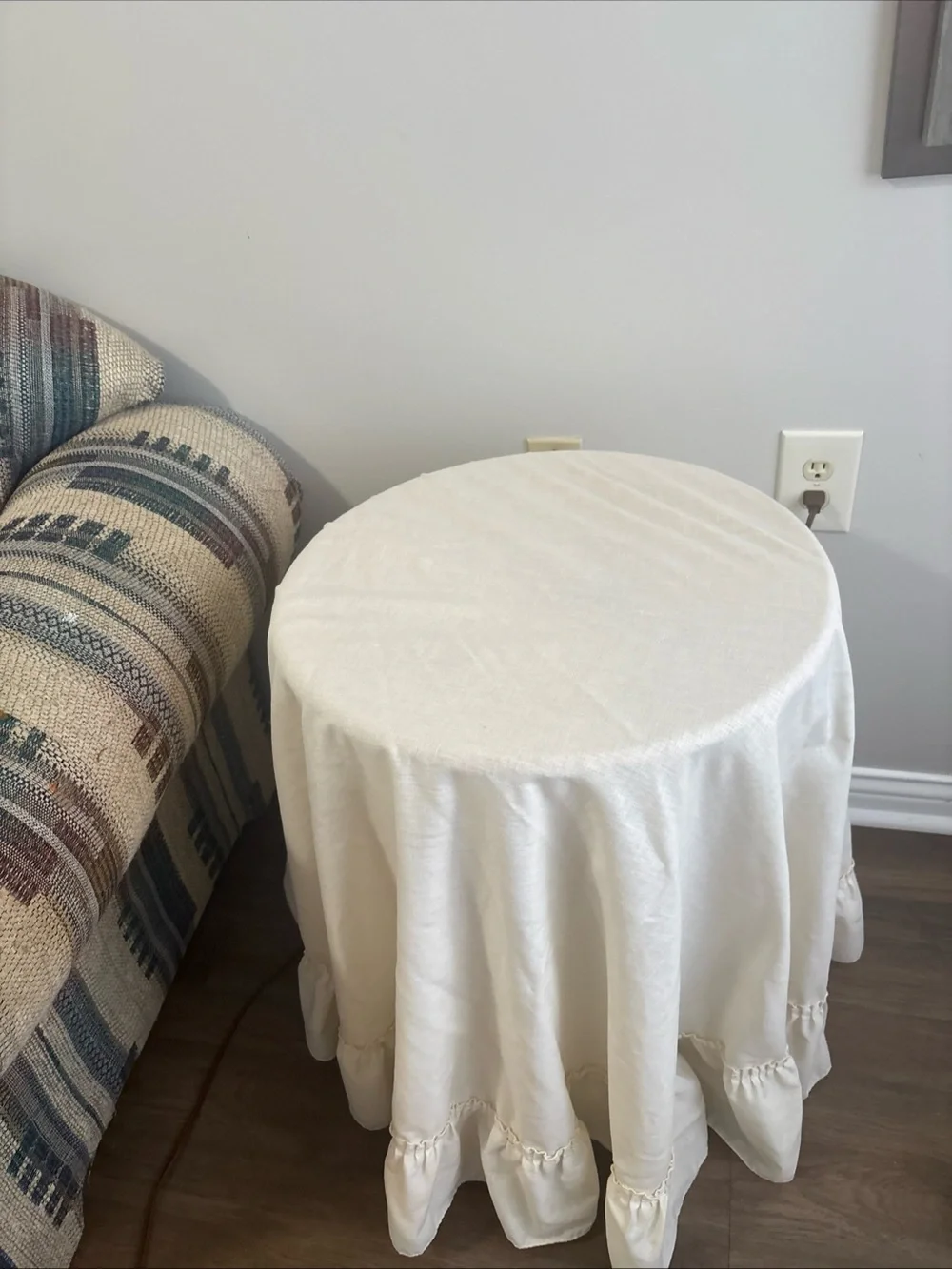 Vintage Cream Round Tablecloth